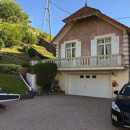 Villa Les Carlins ウルガット エクステリア 写真